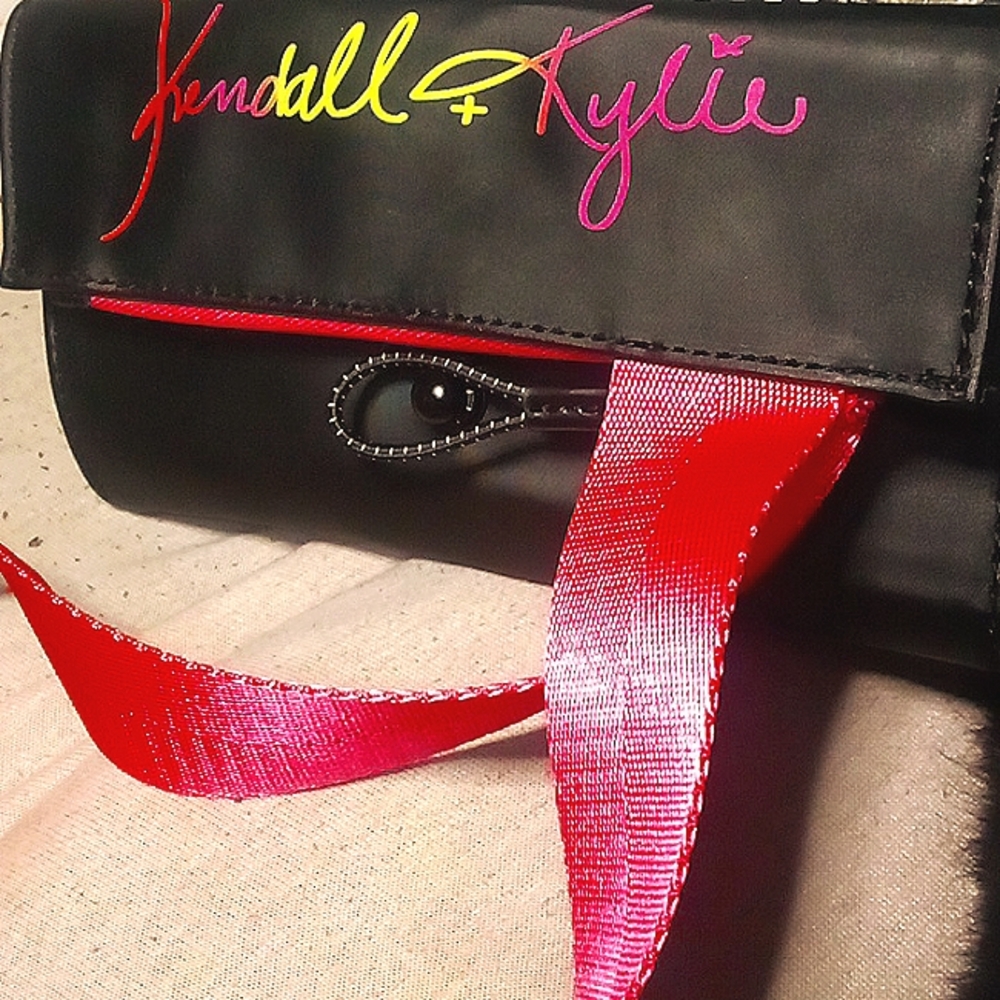 Kendall+Kylie Jenner Makeup brush travel bag
